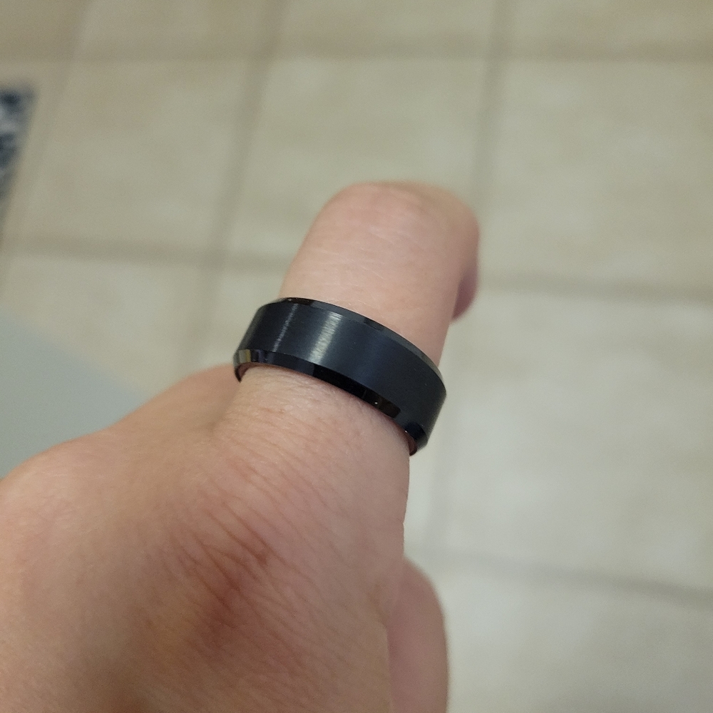 Mens Mahogany Wood tungsten Ring size 9